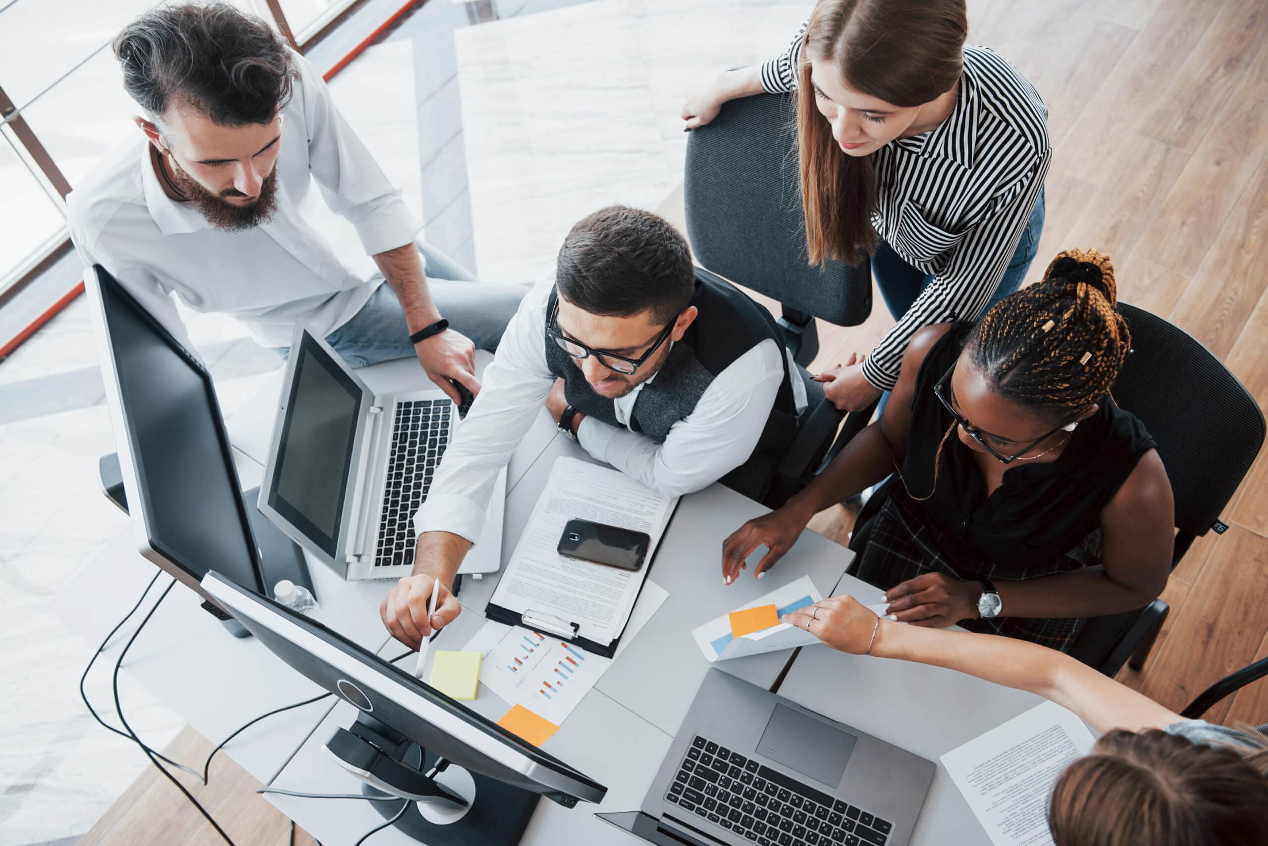 Traduction de documents officiels avec l'IA ChatGPT. Traduire avec l'IA, Confidentialité IA en entreprise.