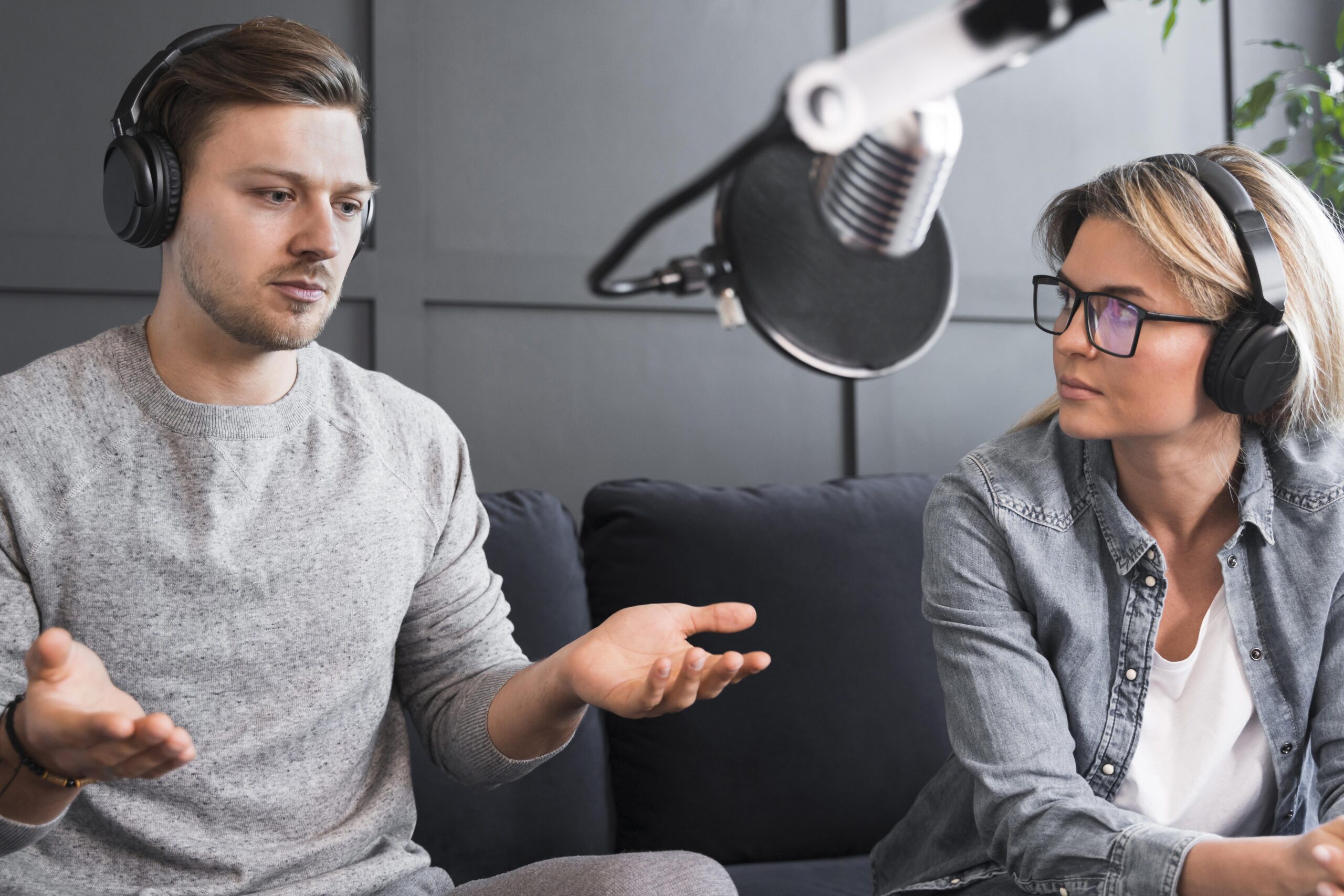 Retranscription de podcast avec Swisstranslate, agence de traduction à Genève en Suisse et Paris